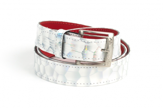 Modèle de ceinture Sue, fabriqué en Candente 5076 Charol Blanco