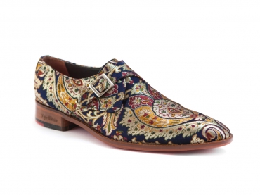 Dubai model shoe, manufactured in Jacquard 483 nº1.