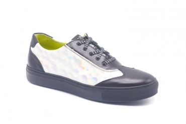 Zapato modelo Geom, fabricado en Napa Negra Isi Candente N1