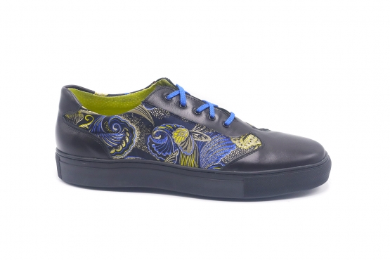 Modèle de chaussure Bea, fabriqué en Napa Negra Jacquard 521 N5