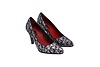 Shoe Louise model, made in Lamour 156.