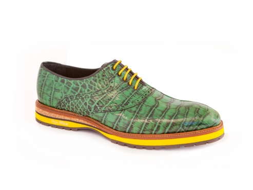 Sneaker modelo Paddington verde, fabricado en arby P, color patent verde