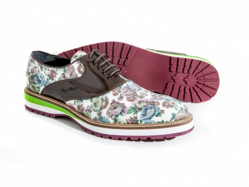 Modèle de sneaker Nuovo marrone, fabriqué en roses glitter III et cuir verni marron.
