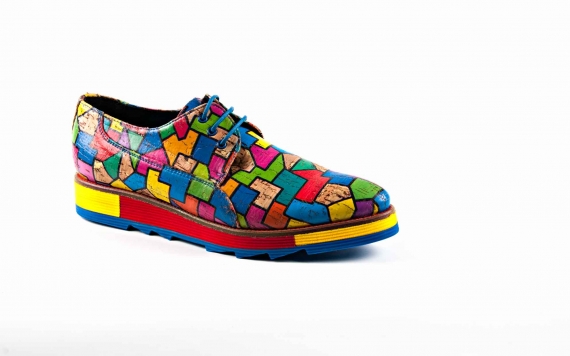 Tetris model shoe, made of cork