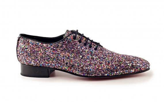 Star model shoe, manufactured in multicolored glitter