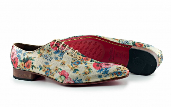 Modèle de chaussures de printemps, en or lame textile nº522