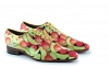 Zapato modelo Bahamas, fabricado en raso frutas. 