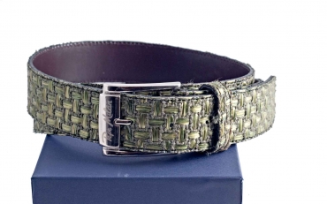 Tony belt model, made of green woven