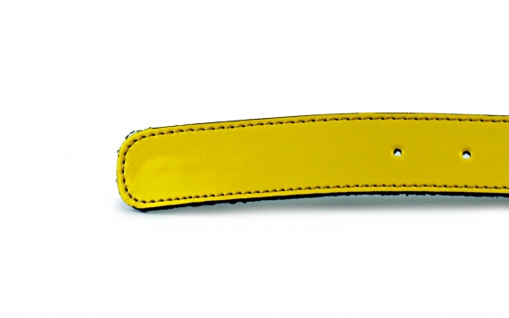 Dennise belt model, manufactured in lemon and blue milan patent leather.