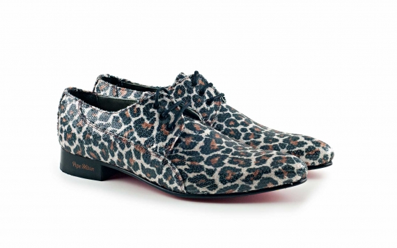 Model Shoe, Felt. Made in fantasy leopard steel.
