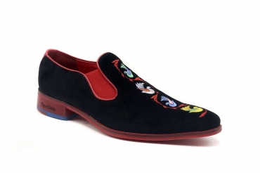 Zapato modelo Odette, fabricado en TERCIOPELO NEGRO BORDADO VERSALES