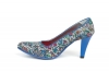 Loverlia model shoe, made in pure blue.