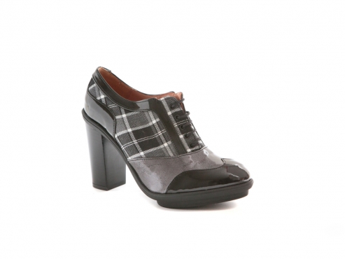 Delia model shoe, made in black and white scotch with black patent and pearl gray.