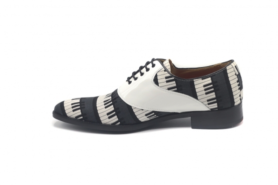Modèle de chaussure Bach, fabriquée en Fantasia Piano