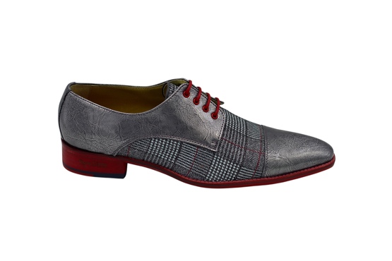 Chanlous model shoe, made in gray pearl and Scotch gray