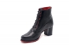 Ankle Boot model Dalia, manufactured in Napa negra Bordado Flor.