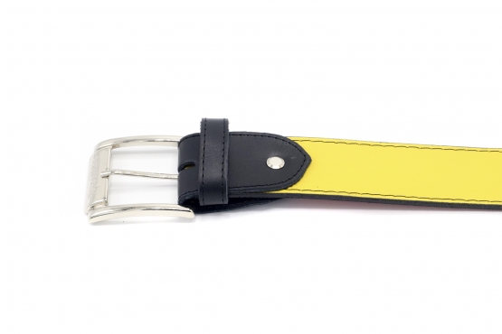 Cinturón modelo Baeza , fabricado en Napa Roja,Amarilla y Negra 