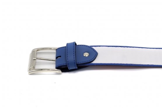 Albar model belt, manufactured in Napa Roja Blanca y Azul Vivo Azul