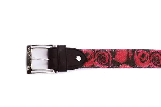 Modèle de ceinture Miller C, fabriqué en Napa Negra Rosas Rojas