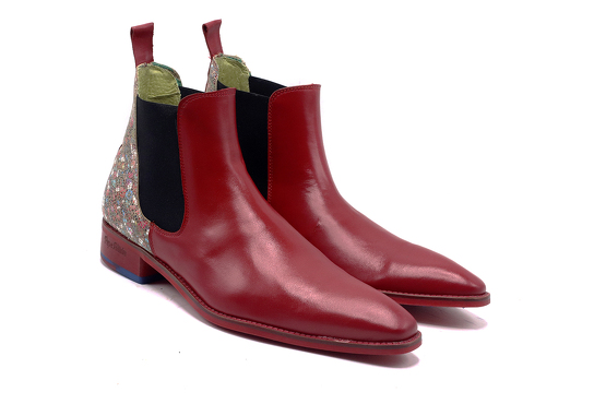 Botin de caballero, Modelo Raiban fabricado en napa roja, gorki