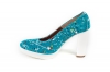 Dripyta model shoe, manufactured in blue paint plush.