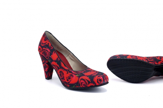 Modèle de chaussure Elsa, fabriqué en Rosas Rojas