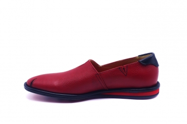 Zapato modelo Arrebol, fabricado en SUPER Buguy Rojo