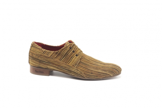 Zapato modelo Boho , fabricado en Pana Bamboo.