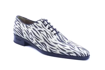 Modèle de chaussure Tigre, fabriqué en Tigre Small Rizas Hielo