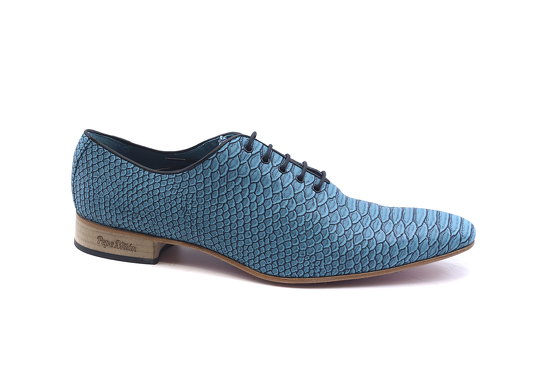 Zapato modelo Azure-Sky 2, fabricado en Toga Snake Electra