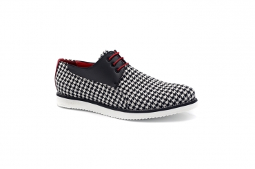 Modèle de chaussure Tweed, fabriqué en FANTASIA PATA DE GALLO - NAPA NEGRO CHAROL ROJO