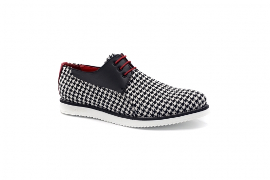 Zapato modelo Tweed, fabricado en FANTASIA PATA DE GALLO - NAPA NEGRO CHAROL ROJO