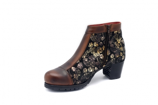 Botín modelo Lightning, fabricado en ACLI TESEO NEGRO Napa Cuero