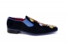 Zapato modelo Viana, fabricado en TERCIOPELO NEGRO BORDADO LILLIE