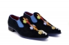Zapato modelo Viana, fabricado en TERCIOPELO NEGRO BORDADO LILLIE