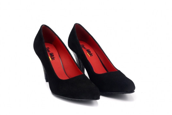 Zapato modelo Selina, fabricado en Afelpado Negro - Glitter Negro, tacón