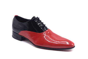 Zapato modelo Leral, fabricado en Charol Rojo y Charol Negro