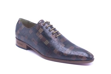 Modèle de chaussure Alfil, fabriqué en Corcho Ajedrez