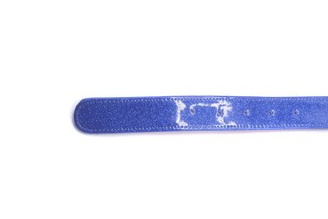 Cinturón modelo Miri C, fabricado en Glitter Charolado Azul Espacial