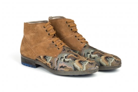 Hectus model boot, manufactured in kaki azores and afelpado 104.