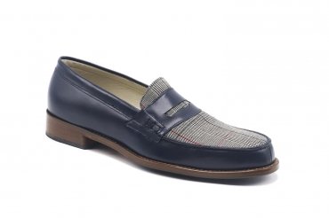 Zapato modelo Dash, fabricado en Napa Navi