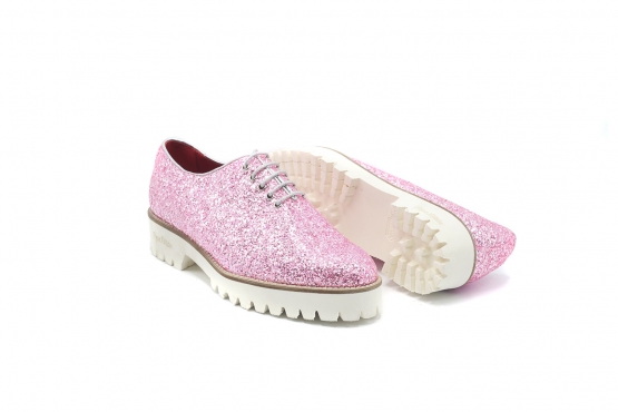 Zapato modelo Aura, fabricado en 109 Glitter 97 c1 Vivos Plata