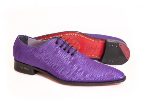 Modèle de chaussure lente, faite à Cuba lila.