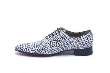 Modèle de chaussure Árido, fabriqué en Nilo Blanco y Negro