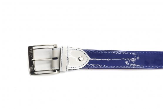 Modèle de ceinture Brett, fabriqué en Charol Blanco Charol Azul