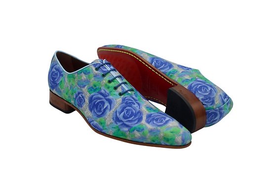 Zapato modelo Blue Moom, fabricado en fantasía M-30 marino
