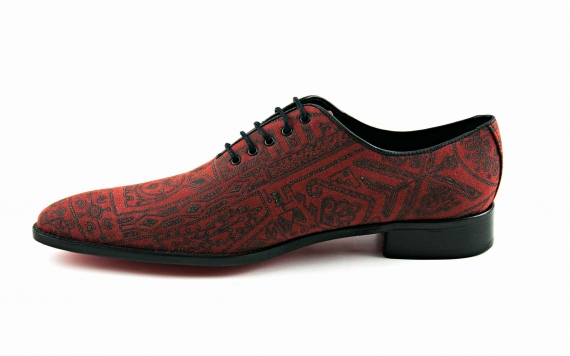 Modèle de chaussures Roi Soleil, fait de fantaisie textile