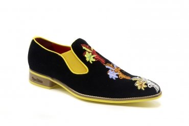 Modèle de chaussure Uri, fabriqué en TERCIOPELO NEGRO NAPA AMARILLA