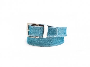 Cinturón modelo Performery, fabricado en glitter punto azul y blanco.
