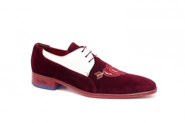 Modèle de chaussure Romance, fabriqué en Terciopelo Burdeos & Charol Blanco - Bordado S Valentín 3